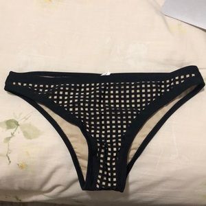 Bathing suit bottom (M)